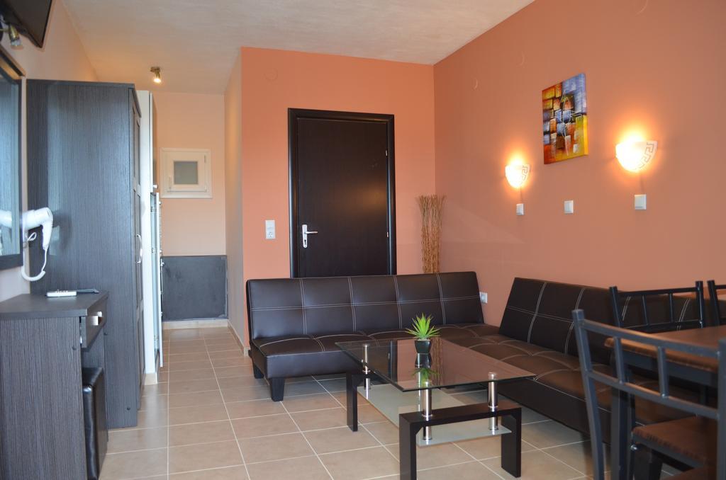 Thassos Grand Villas Apartments & Studios Limenaria  Room photo