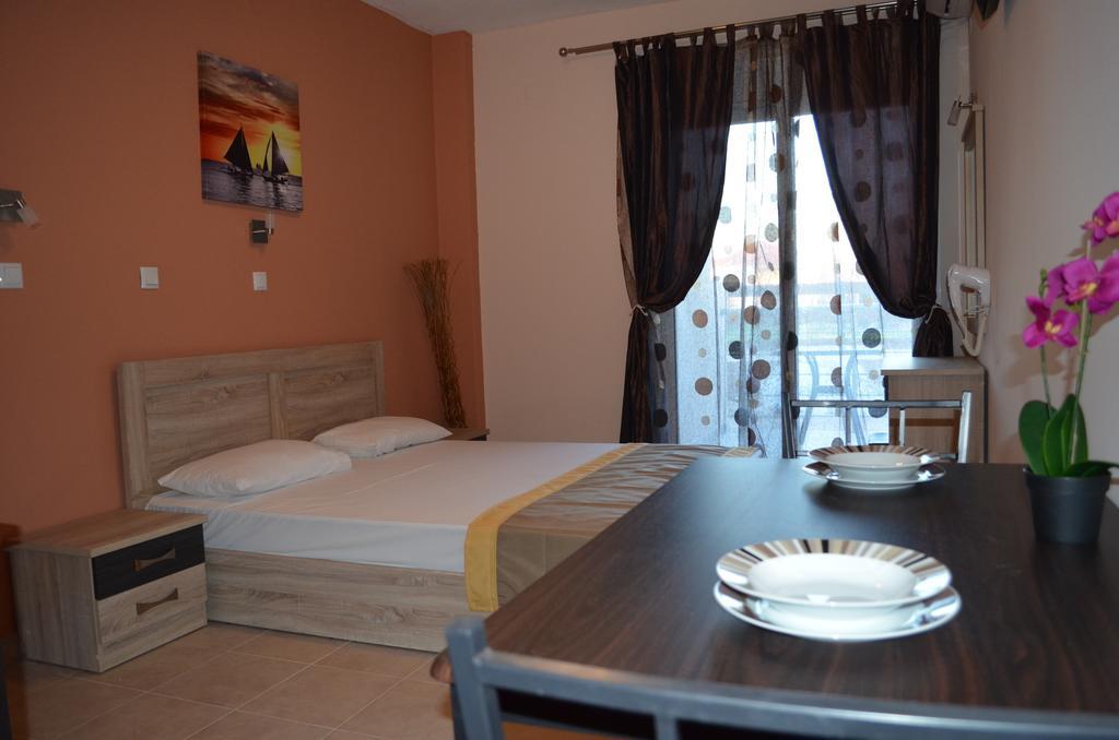 Thassos Grand Villas Apartments & Studios Limenaria  Room photo